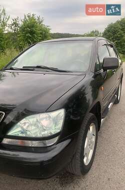 Внедорожник / Кроссовер Lexus RX 2002 в Львове