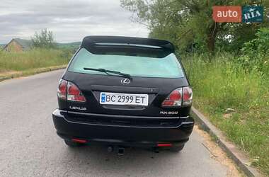 Внедорожник / Кроссовер Lexus RX 2002 в Львове
