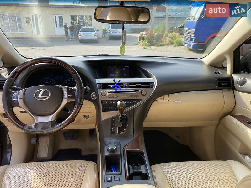 Внедорожник / Кроссовер Lexus RX 2013 в Могилев-Подольске