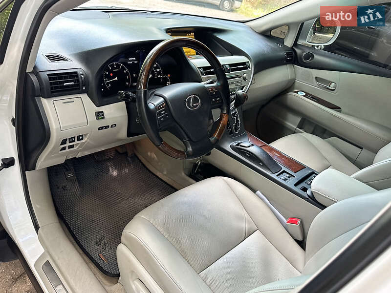 Позашляховик / Кросовер Lexus RX 2010 в Кам'янському