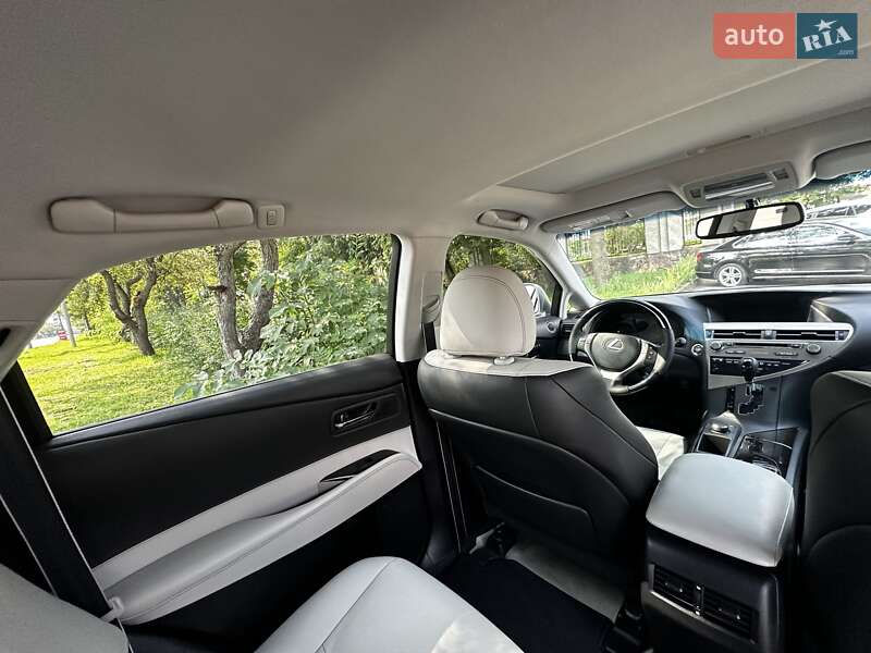 Внедорожник / Кроссовер Lexus RX 2013 в Черновцах