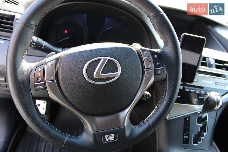 Внедорожник / Кроссовер Lexus RX 2015 в Киеве