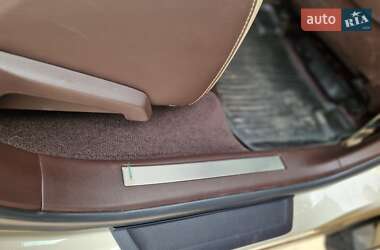 Внедорожник / Кроссовер Lexus RX 2017 в 
