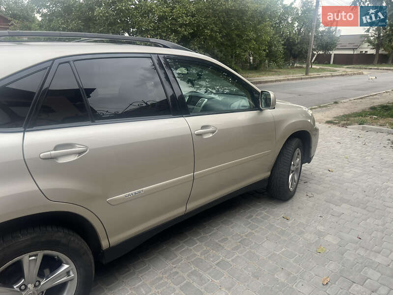 Внедорожник / Кроссовер Lexus RX 2006 в Первомайске