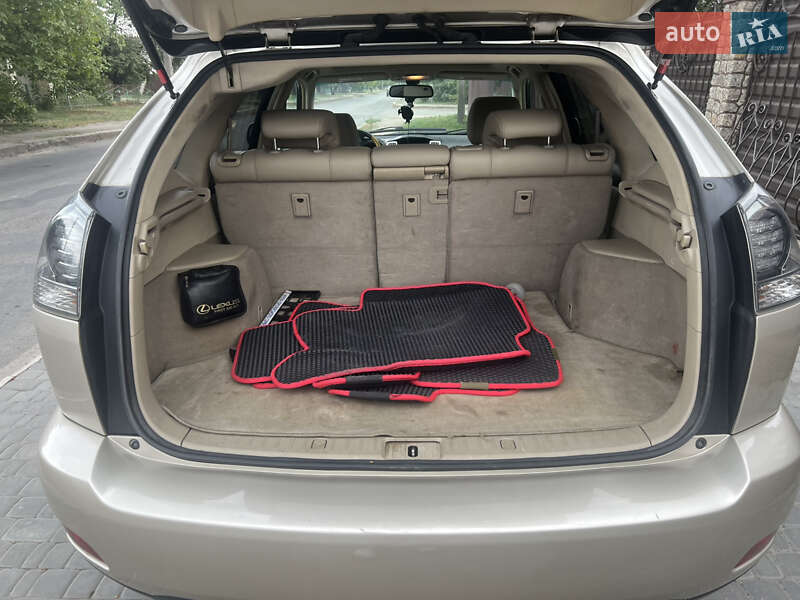 Внедорожник / Кроссовер Lexus RX 2006 в Первомайске