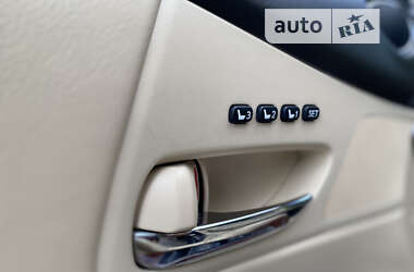 Внедорожник / Кроссовер Lexus RX 2012 в 