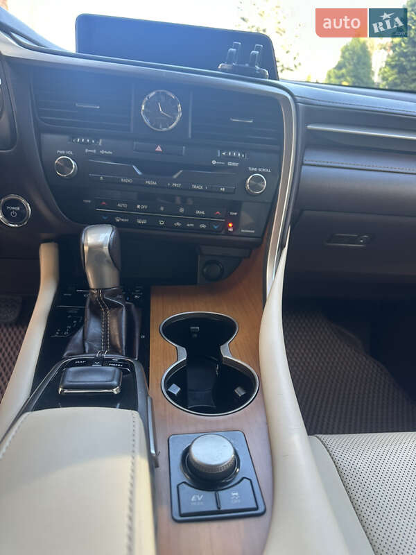 Внедорожник / Кроссовер Lexus RX 2019 в Тернополе