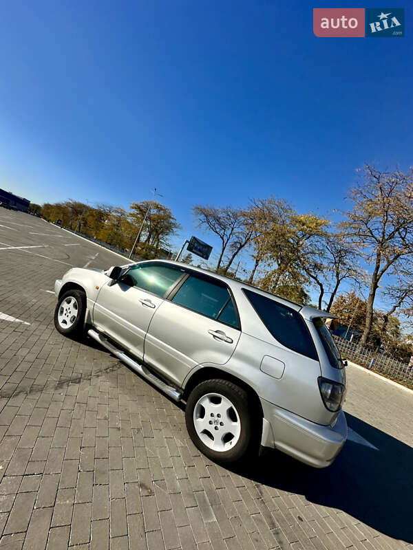 Внедорожник / Кроссовер Lexus RX 2002 в Одессе