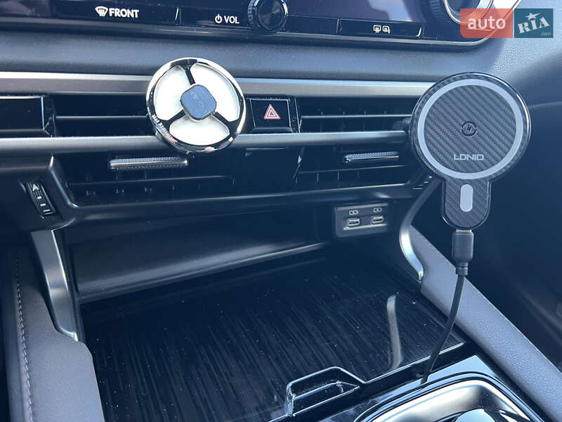 Внедорожник / Кроссовер Lexus RX 2023 в Киеве фото 59 Внедорожник / Кроссовер Lexus RX 2023 в Киеве