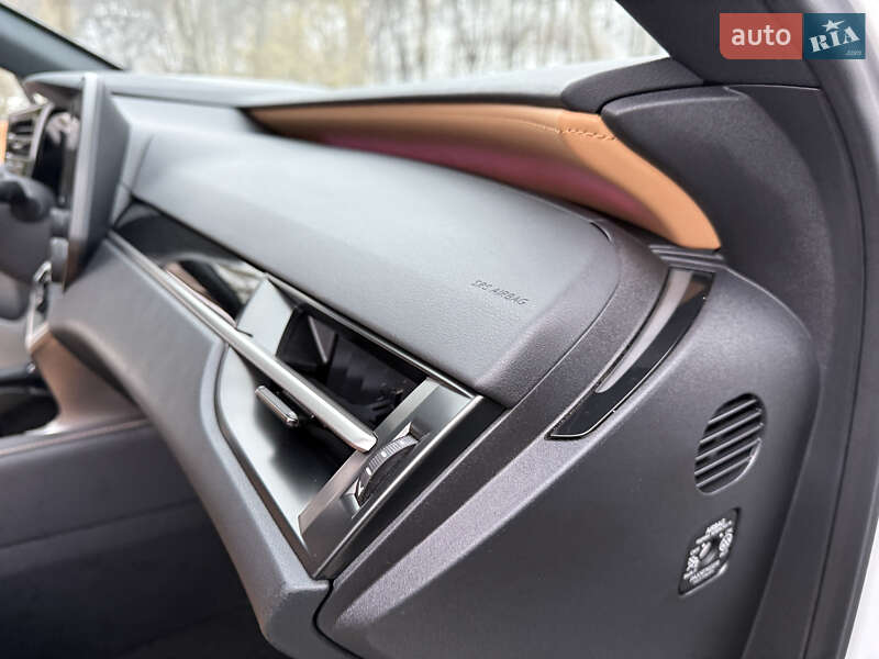 Внедорожник / Кроссовер Lexus RX 2023 в Киеве