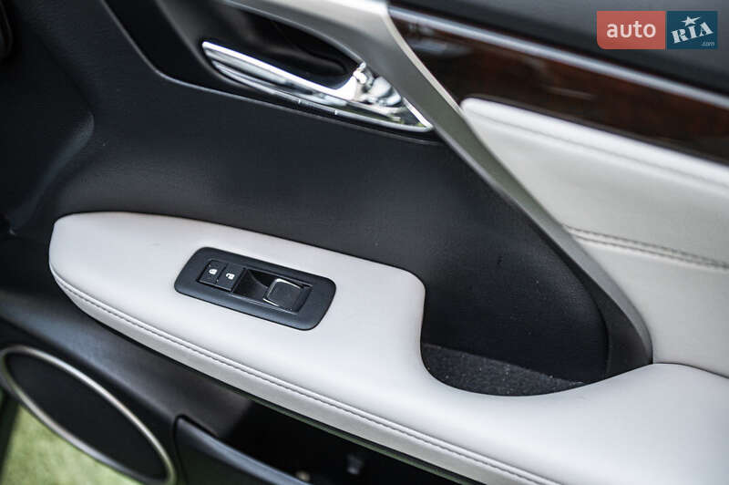 Внедорожник / Кроссовер Lexus RX 2018 в Одессе фото 22 Внедорожник / Кроссовер Lexus RX 2018 в Одессе