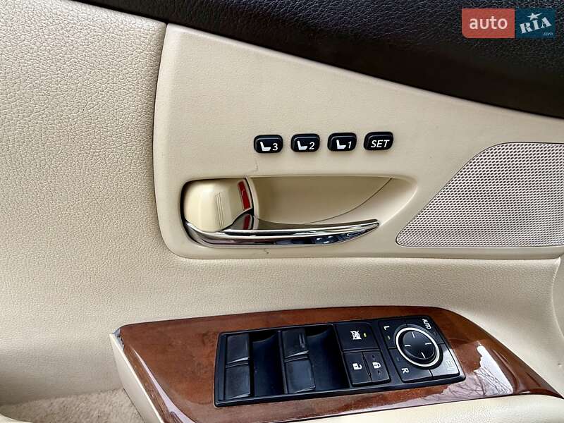 Внедорожник / Кроссовер Lexus RX 2012 в Одессе