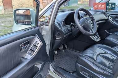 Внедорожник / Кроссовер Lexus RX 2000 в 