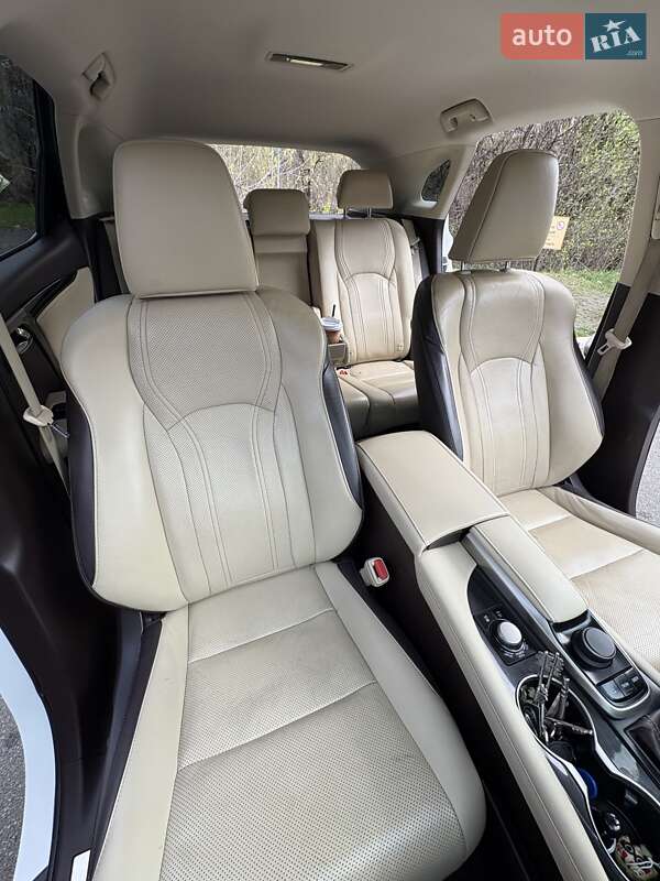 Позашляховик / Кросовер Lexus RX 2016 в Києві фото 12 Позашляховик / Кросовер Lexus RX 2016 в Києві