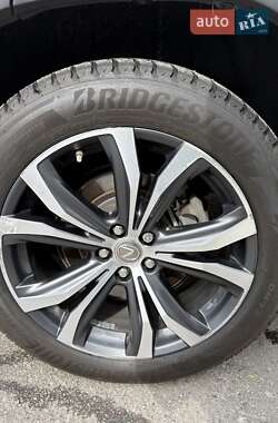 Позашляховик / Кросовер Lexus RX 2016 в 