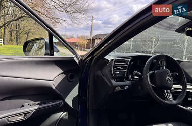 Внедорожник / Кроссовер Lexus RX 2023 в 
