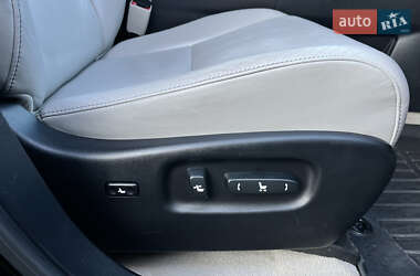 Внедорожник / Кроссовер Lexus RX 2013 в 