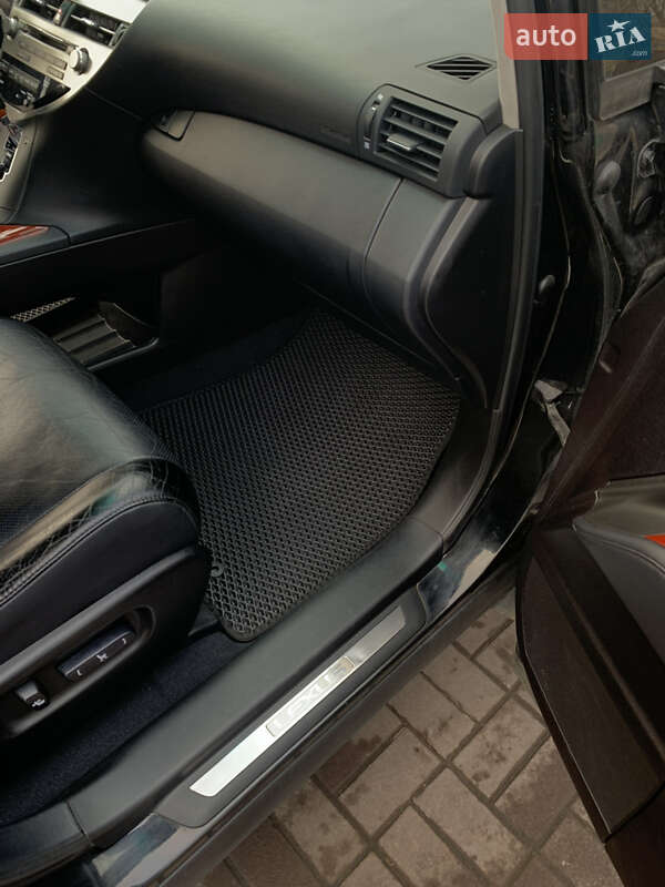 Внедорожник / Кроссовер Lexus RX 2010 в Днепре фото 14 Внедорожник / Кроссовер Lexus RX 2010 в Днепре