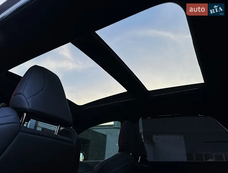 Внедорожник / Кроссовер Lexus RX 2022 в 