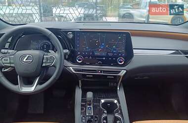 Внедорожник / Кроссовер Lexus RX 2023 в 