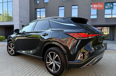 Позашляховик / Кросовер Lexus RX 2024 в 