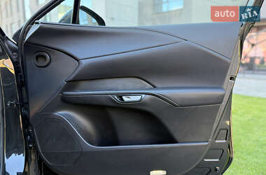 Позашляховик / Кросовер Lexus RX 2024 в 