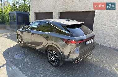 Внедорожник / Кроссовер Lexus RX 2024 в 
