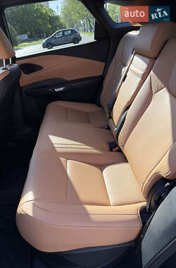 Внедорожник / Кроссовер Lexus RX 2024 в 