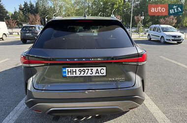 Внедорожник / Кроссовер Lexus RX 2024 в 