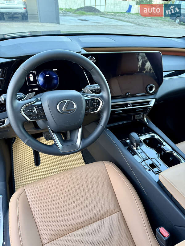 Внедорожник / Кроссовер Lexus RX 2024 в Харькове