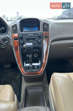Внедорожник / Кроссовер Lexus RX 1999 в Днепре