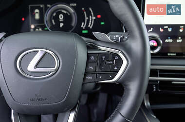 Внедорожник / Кроссовер Lexus RX 2023 в 