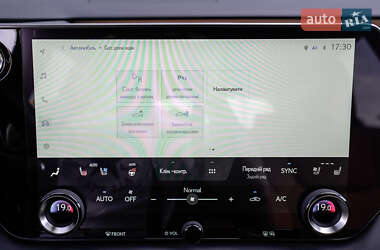 Внедорожник / Кроссовер Lexus RX 2023 в 