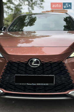 Внедорожник / Кроссовер Lexus RX 2022 в 