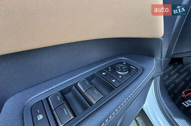 Внедорожник / Кроссовер Lexus RX 2023 в 