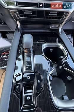 Внедорожник / Кроссовер Lexus RX 2023 в 