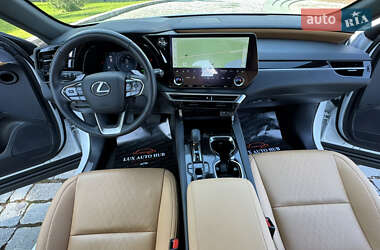 Внедорожник / Кроссовер Lexus RX 2023 в 