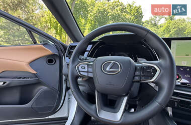 Внедорожник / Кроссовер Lexus RX 2023 в 