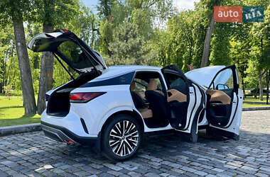 Внедорожник / Кроссовер Lexus RX 2023 в 
