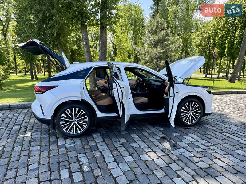 Внедорожник / Кроссовер Lexus RX 2023 в Киеве