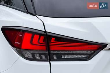 Внедорожник / Кроссовер Lexus RX 2020 в 