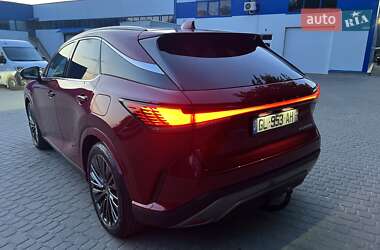 Позашляховик / Кросовер Lexus RX 2023 в 
