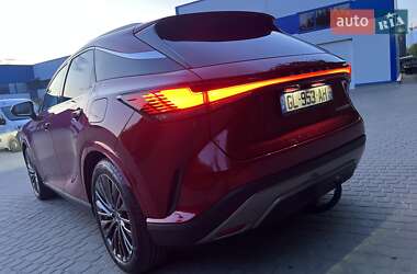 Позашляховик / Кросовер Lexus RX 2023 в 