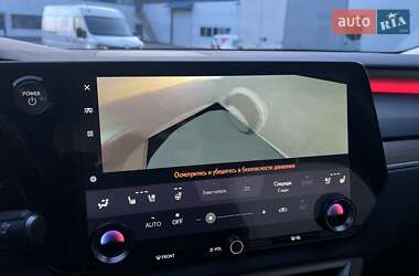Позашляховик / Кросовер Lexus RX 2023 в 