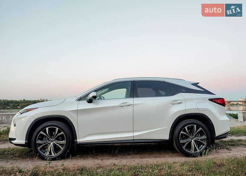 Lexus RX 2019