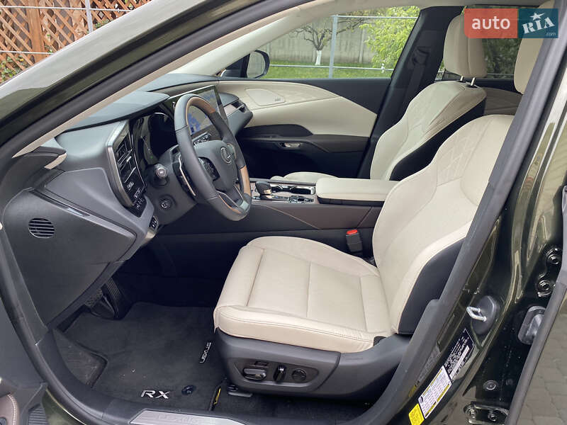 Позашляховик / Кросовер Lexus RX 2024 в Пирятині