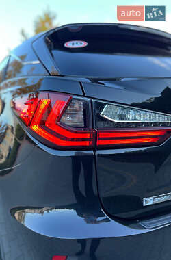 Внедорожник / Кроссовер Lexus RX 2019 в 