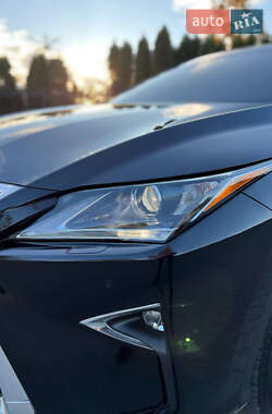 Внедорожник / Кроссовер Lexus RX 2019 в 