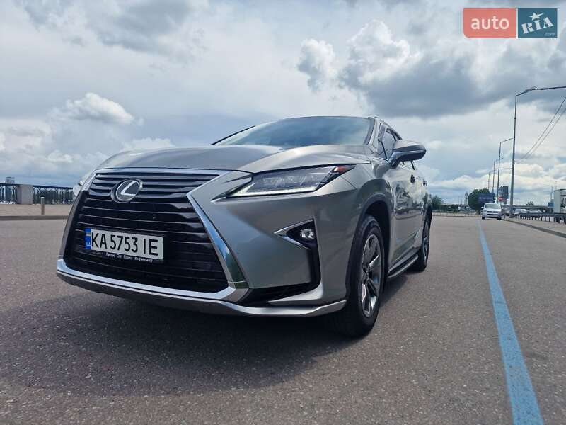 Позашляховик / Кросовер Lexus RX 2018 в 