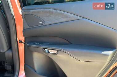 Внедорожник / Кроссовер Lexus RX 2023 в 